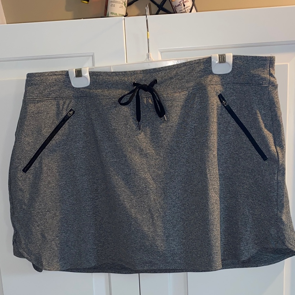Tek Gear Gray Golf Skort